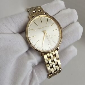 Michael Kors Gold Women's Watch Mk3898 NEW BATTERY